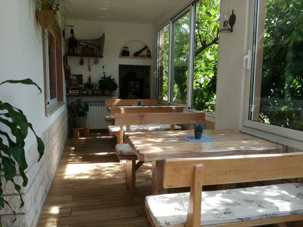 ראב Apartmani Katarina&Ivan Krstinic קרואטיה